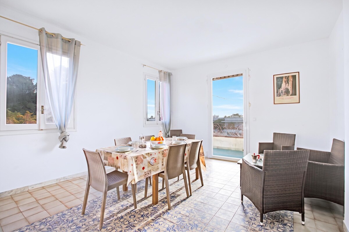 Standard Apartment, 3 Bedrooms, Balcony (Waves Apartment 3 Sea View 100 M from) | Dining