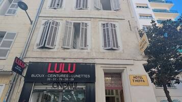 Facciata della struttura