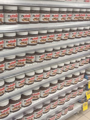 Uklassifisert bilde, 3 av 6, knapp