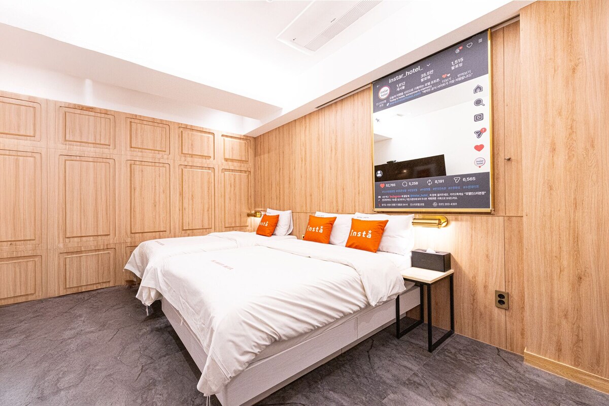 Twin Room | Premium bedding, down comforters, memory foam beds, desk
