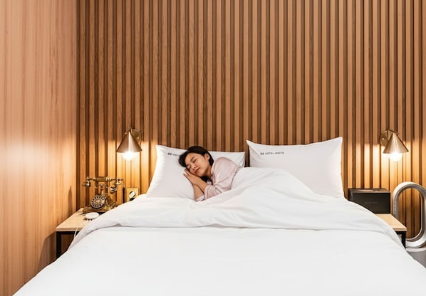 Quarto superluxo | 1 quarto, roupas de cama premium, edredons de pluma