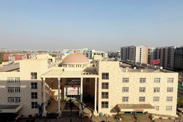 Exterior - Brand new Lavish 3bhk Fully Furnished Home (Pune)