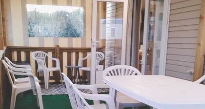 Relaxation, Holidays, Leisure in mobile home offering tranquility and evasion