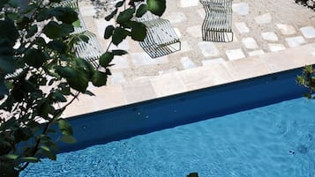 Piscine extérieure (ouverte en saison)
