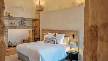 Exclusieve suite | Een minibar, gratis wifi, beddengoed