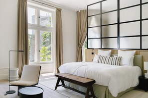 Signature Suite | Minibar, cribs/infant beds, free WiFi, bed sheets - Les Hauts de Sancerre   (Sancerre)