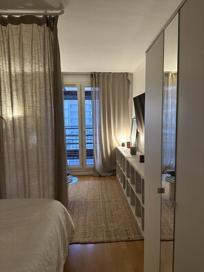 1 bedroom, iron/ironing board, free WiFi, bed sheets