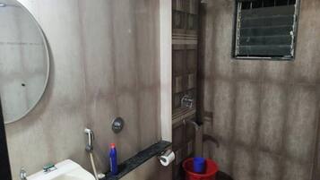 Shower, bidet, towels, soap