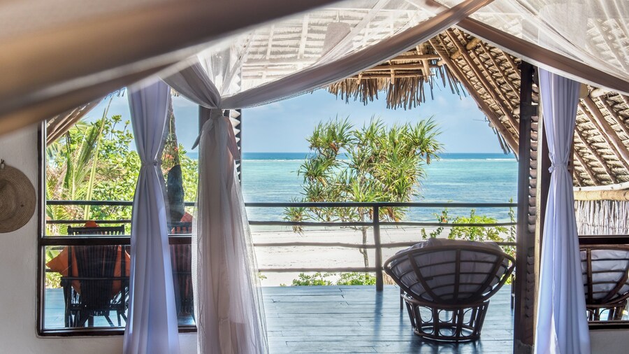 Sunshine Azure Zanzibar Beach Hotel