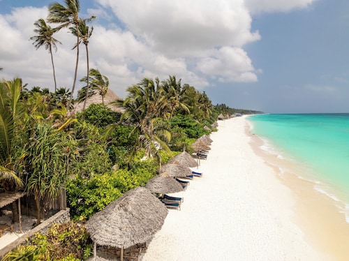 Sunshine Azure Zanzibar Beach Hotel