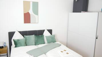 4 Schlafzimmer, Bügeleisen/Bügelbrett, WLAN, Bettwäsche