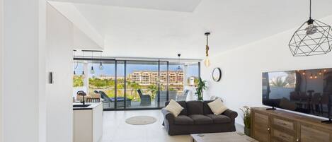 تلفزيون ذكي