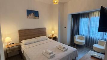 华丽双人房, 城市景观 | 迷你吧(备有免费物品)、特色装修、遮光窗帘、免费 WiFi