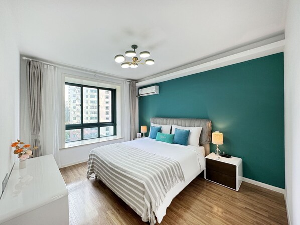 Comfort Apartment, 3 Bedrooms, Kitchen, City View