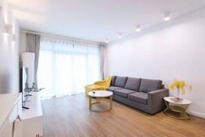 TV LCD 63 pollici con canali digitali