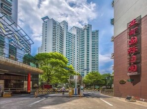 Exterior - Tyms 3BR 2BA Apt Near Stadium Line 1 4 (Shanghai)