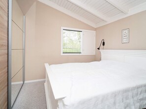 House | Interior - Home With Chromecast Near Beach (Dronningmolle)