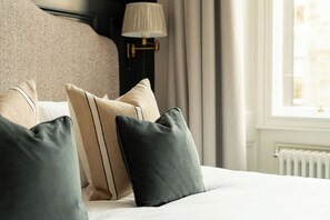 Premium bedding, in-room safe, individually decorated - Moment George IV Bridge (Edinburgh)