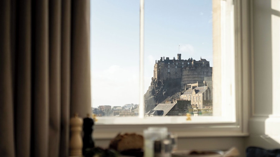 Moment George IV Bridge