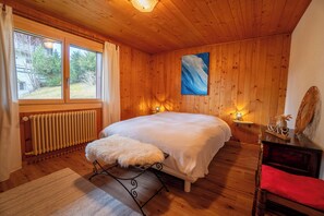 2 Schlafzimmer, Bügeleisen/Bügelbrett, Bettwäsche