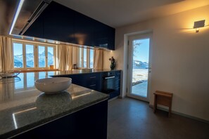 Four, plaque de cuisson, lave-vaisselle