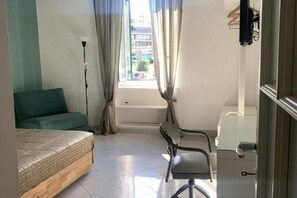 1 chambre, fer et planche à repasser, Wi-Fi