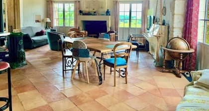 VUE IMPRENABLE SUR LES COTEAUX DE BERGERAC !