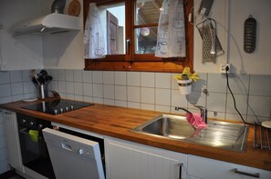 Four, plaque de cuisson, lave-vaisselle