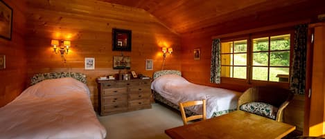 7 chambres, fer et planche Ă  repasser, Wi-Fi, literie fournie