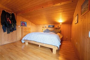 3 bedrooms, Internet, bed sheets - Pretty renovated chalet located below the Barboleuse, in Gryon in a quiet location surrounded by gre (Gryon)