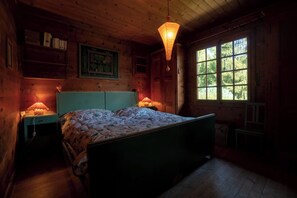 4 sovrum, strykjärn/strykbräda, internet och sängkläder