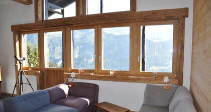 Bright and spacious Chalet Taveyanne, up to 8 people, a few meters from the Villars - Gryon - Diable