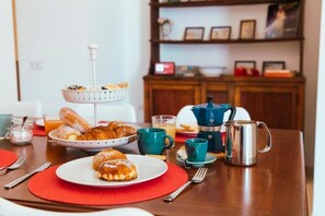 Breakfast buffet - Relais CuoreNapoletano (Naples)