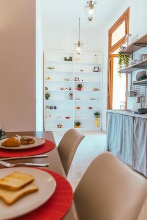 Desk, free WiFi - Relais CuoreNapoletano (Naples)
