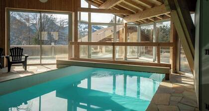 Le chalet se situe à env. 150 m. du départ de la télécabine de Barboleuse qui vous mÚnera directemen