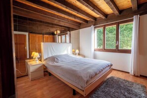 5 bedrooms, Internet, bed sheets