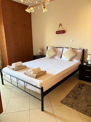 1 Schlafzimmer, Bügeleisen/Bügelbrett, kostenloses WLAN, Bettwäsche