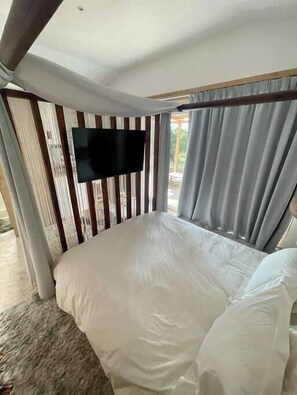 1 dormitorio, cuna de viaje, wifi y ropa de cama