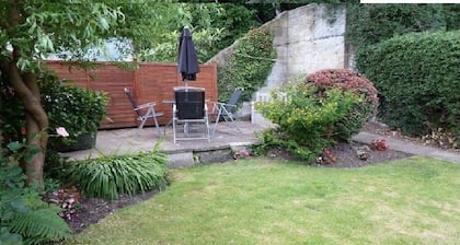 2 Bedroom cottage in the lovely village of Ruswarp walking distance to Whitby