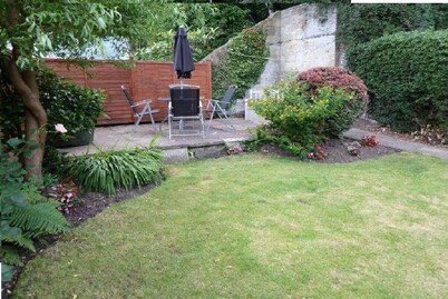 2 Bedroom cottage in the lovely village of Ruswarp walking distance to Whitby