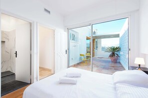 WiFi, bed sheets