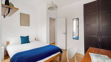 City Apartment, 2 Bedrooms, Non Smoking | 2 bedrooms, iron/ironing board, free WiFi, bed sheets