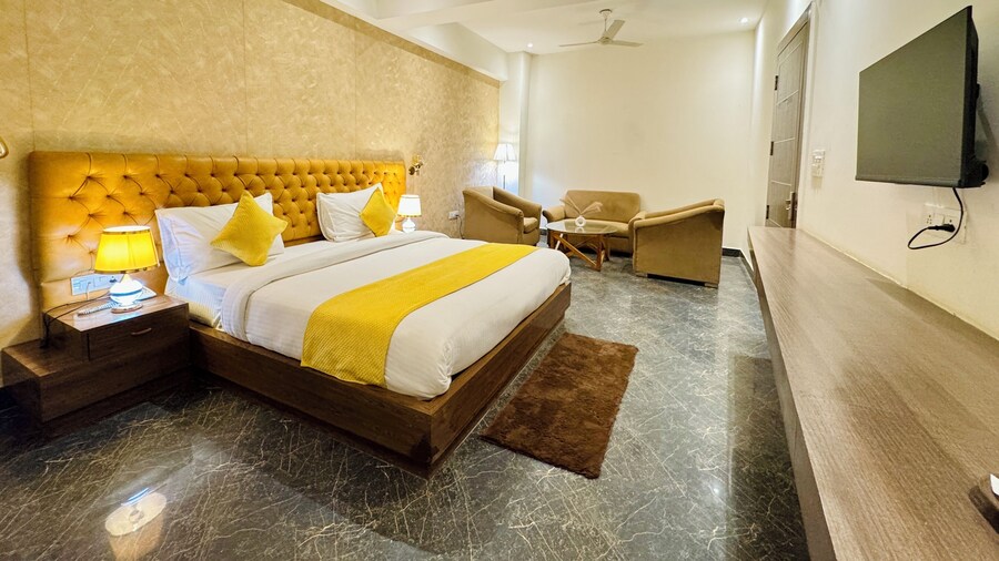Hotel Shivaka Suites Delhi Airport