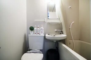 Shower, towels, soap, shampoo