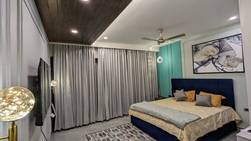 Peaceful 3BHK condo with Open Balcony