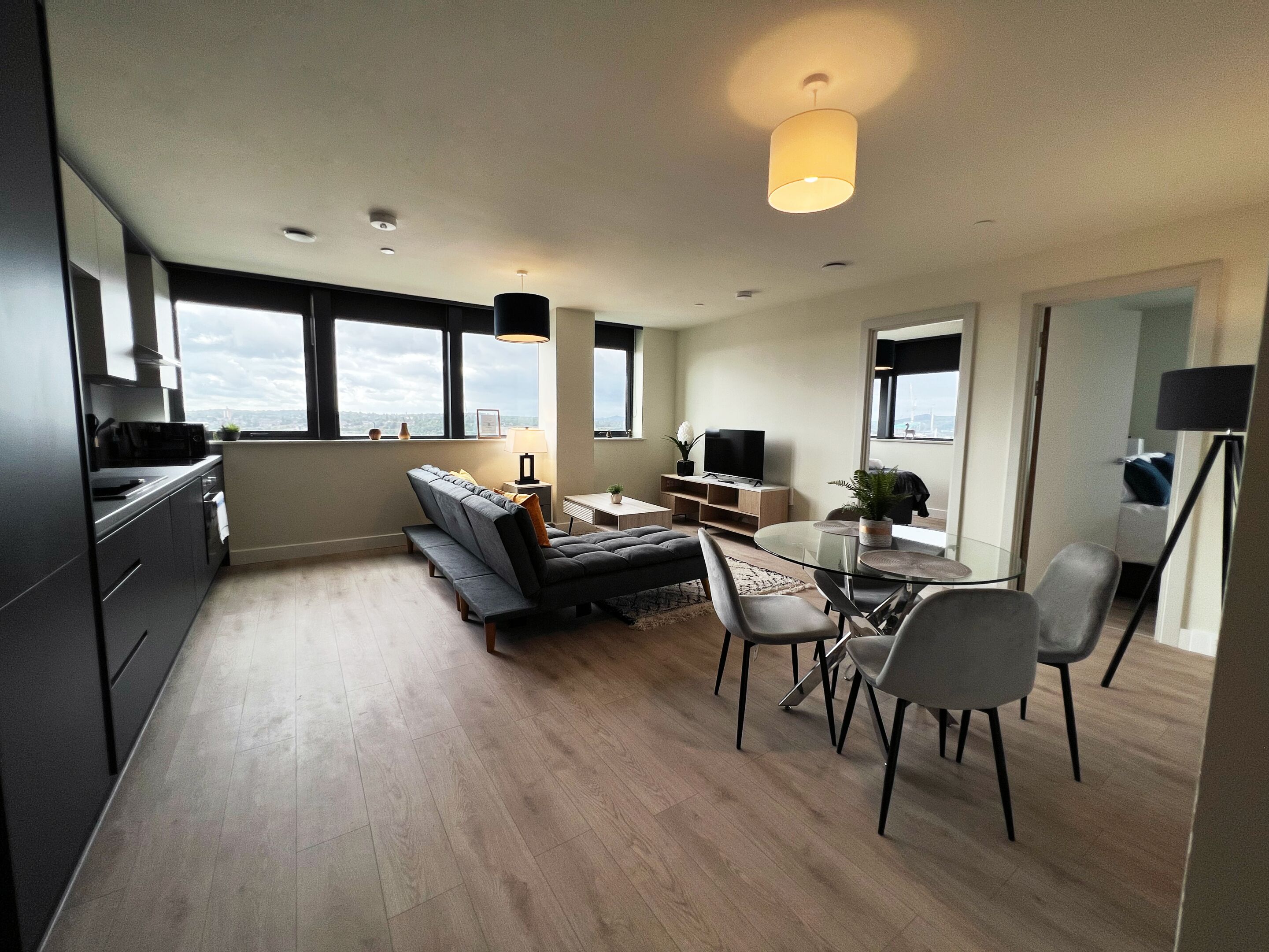 Deluxe Apartment, Private Bathroom, Valley View (Two Bedroom) | Dining