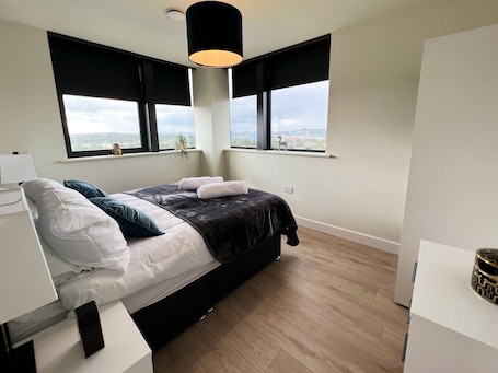 Deluxe Apartment, Private Bathroom, Valley View (Two Bedroom) | 1 bedroom, blackout drapes, iron/ironing board, free WiFi