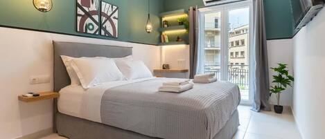 1 soverom, safe på rommet, strykejern/-brett og reiseseng for barn