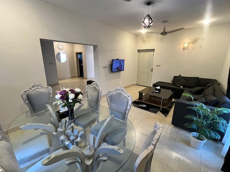 Interior. Haven Lodge Lahore, 4BR Spanish Villa