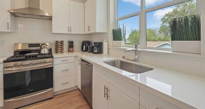Modern 3-Level 3BR/3BA Gem in West Sac